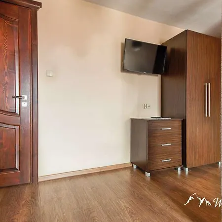 Bed & Breakfast Krystian *