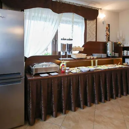 Krystian Bed & Breakfast *