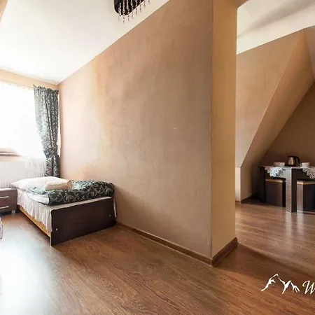 فندق مبيت وإفطار Krystian