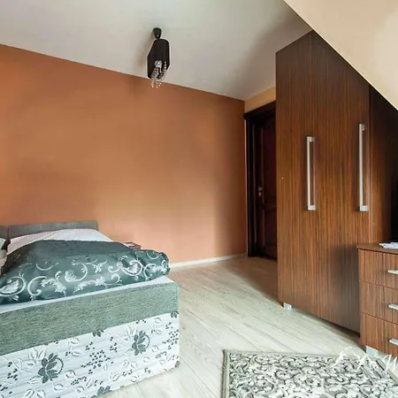 Krystian فندق مبيت وإفطار مورزاسيخله